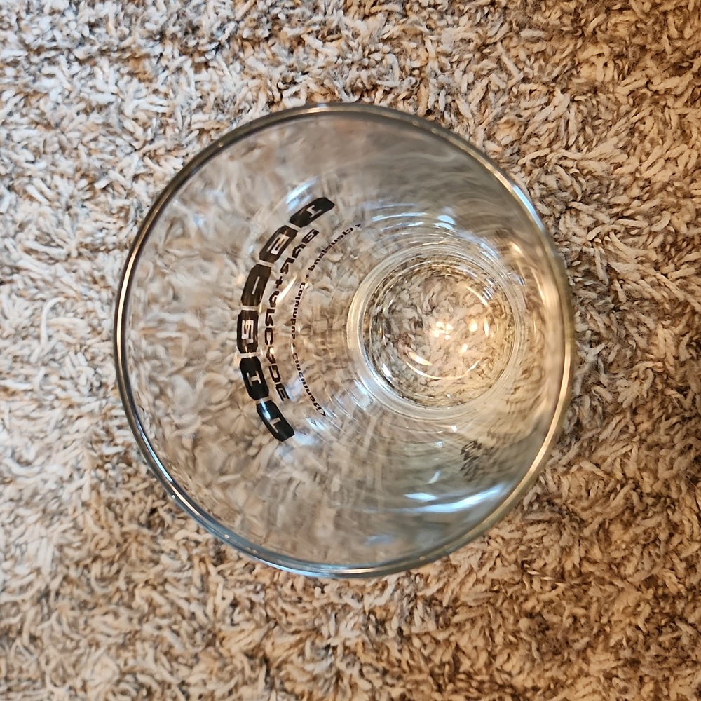 Hey Careful Man there's a Beverage Here Pint Glass from 16 bit Bar & Arcade Ohio - Picture 5 of 6